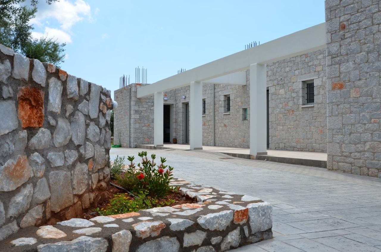 Verga'S Apartments Каламата Екстер'єр фото