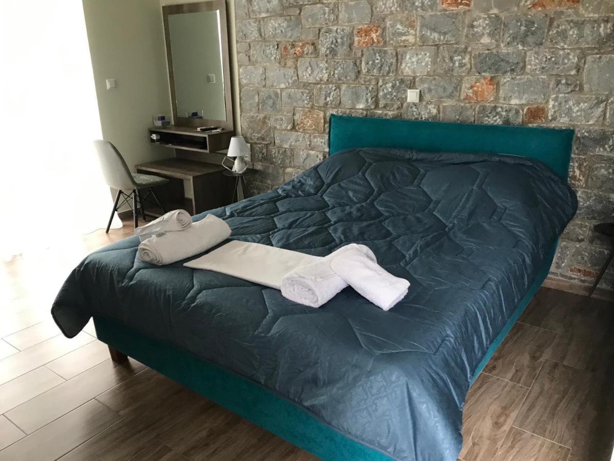 Verga'S Apartments Каламата Екстер'єр фото
