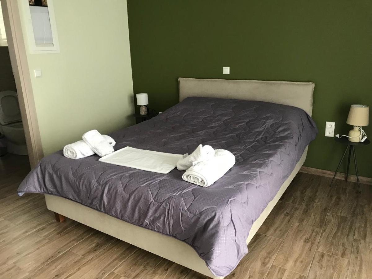 Verga'S Apartments Каламата Екстер'єр фото