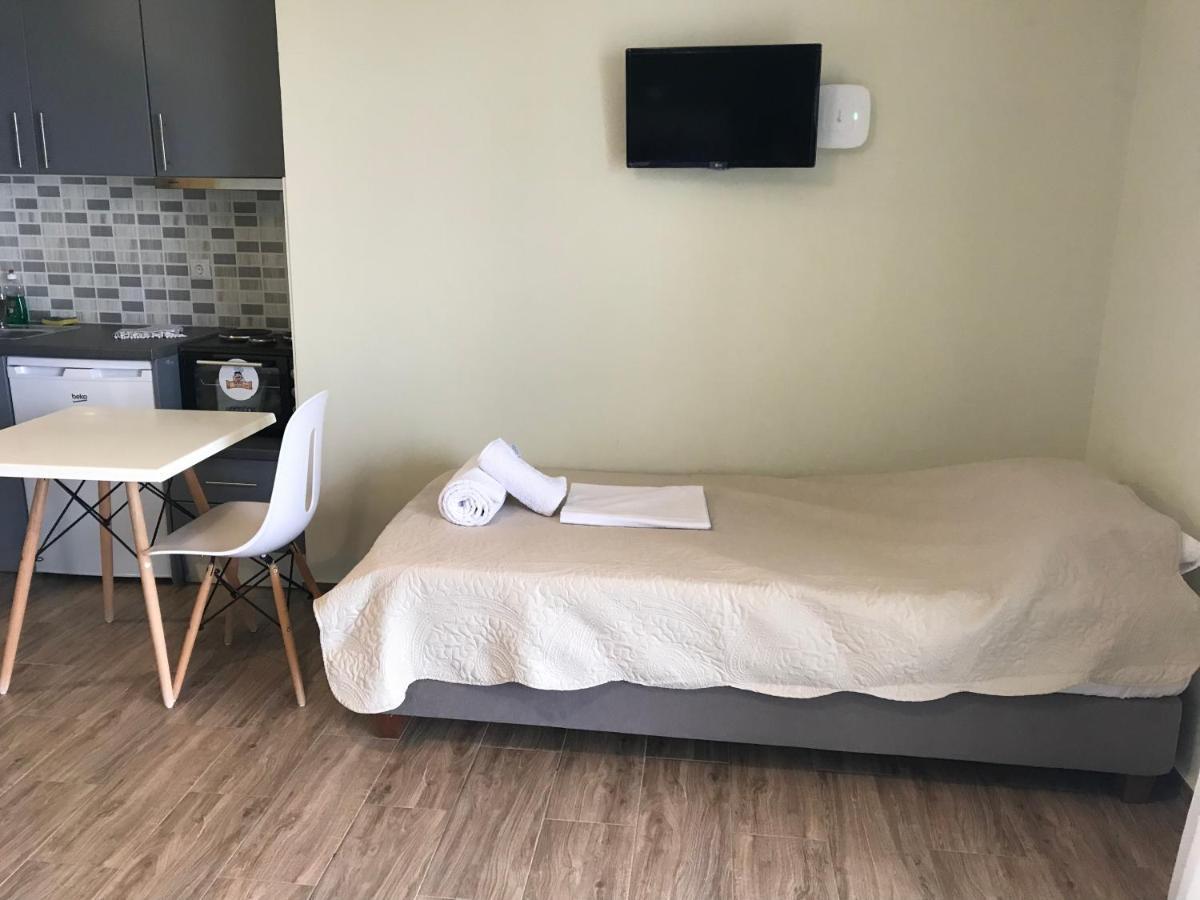 Verga'S Apartments Каламата Екстер'єр фото