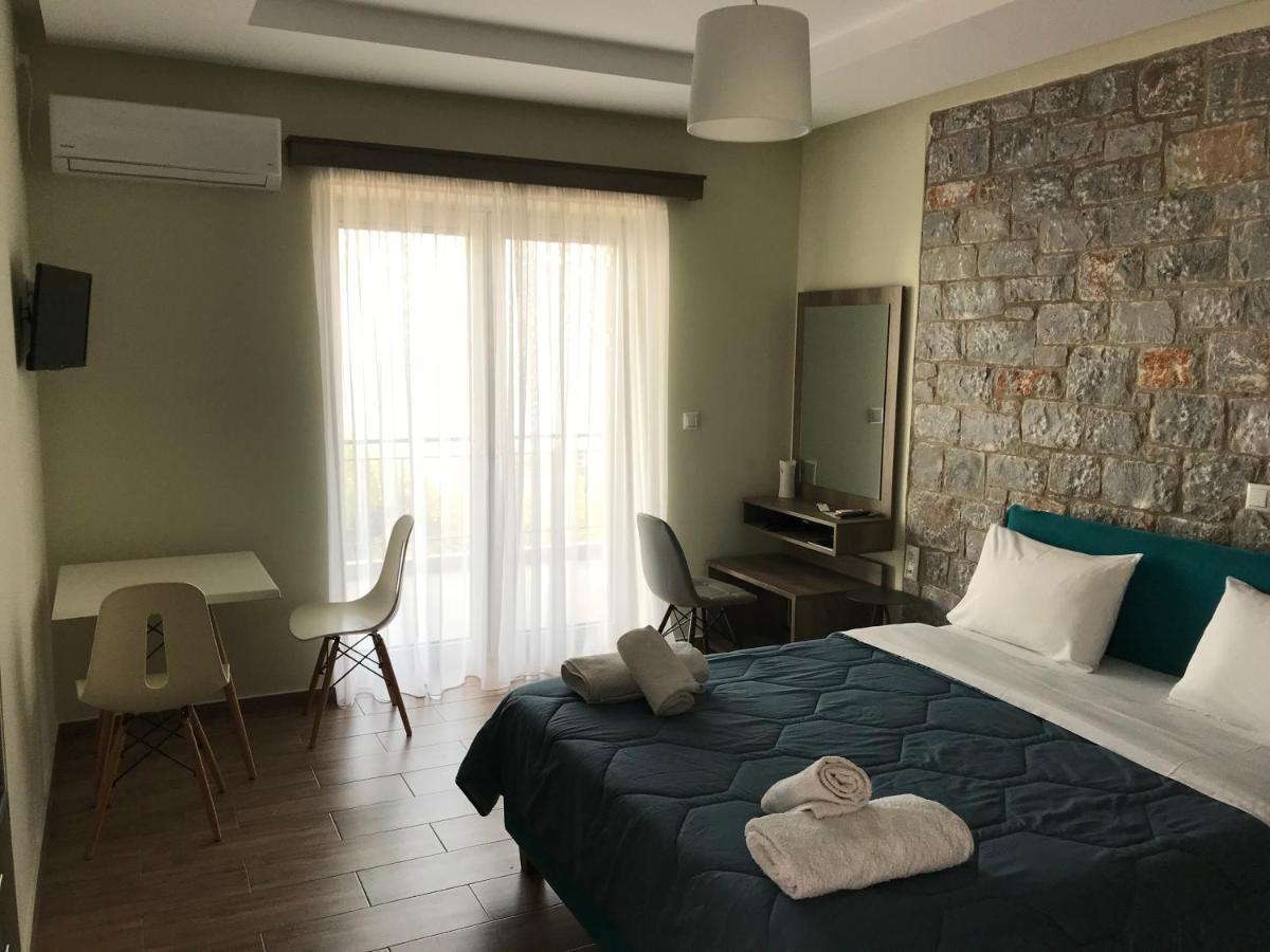 Verga'S Apartments Каламата Екстер'єр фото