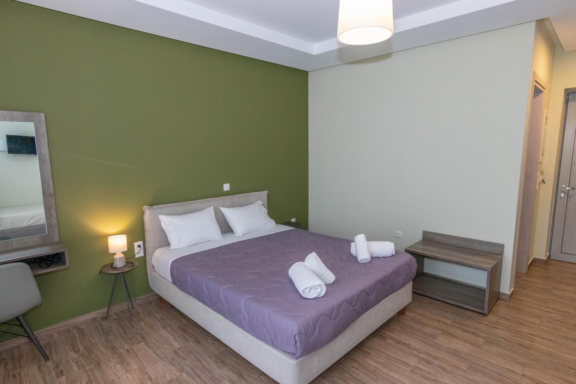 Verga'S Apartments Каламата Екстер'єр фото