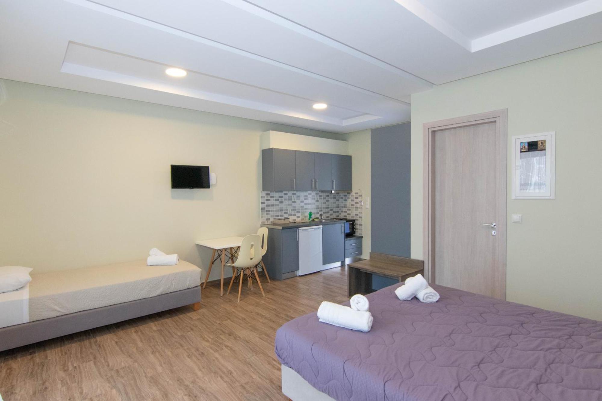 Verga'S Apartments Каламата Екстер'єр фото