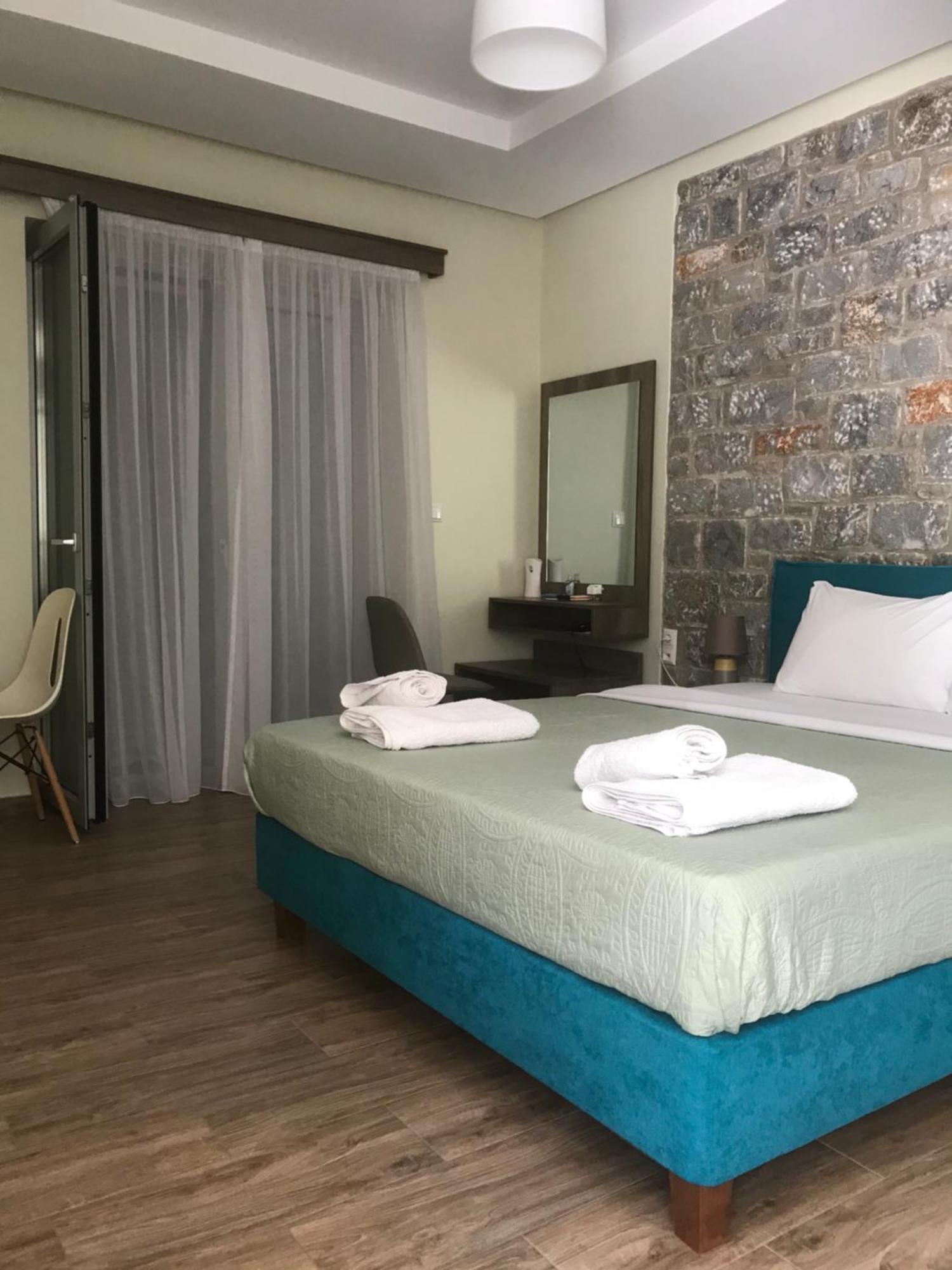 Verga'S Apartments Каламата Екстер'єр фото