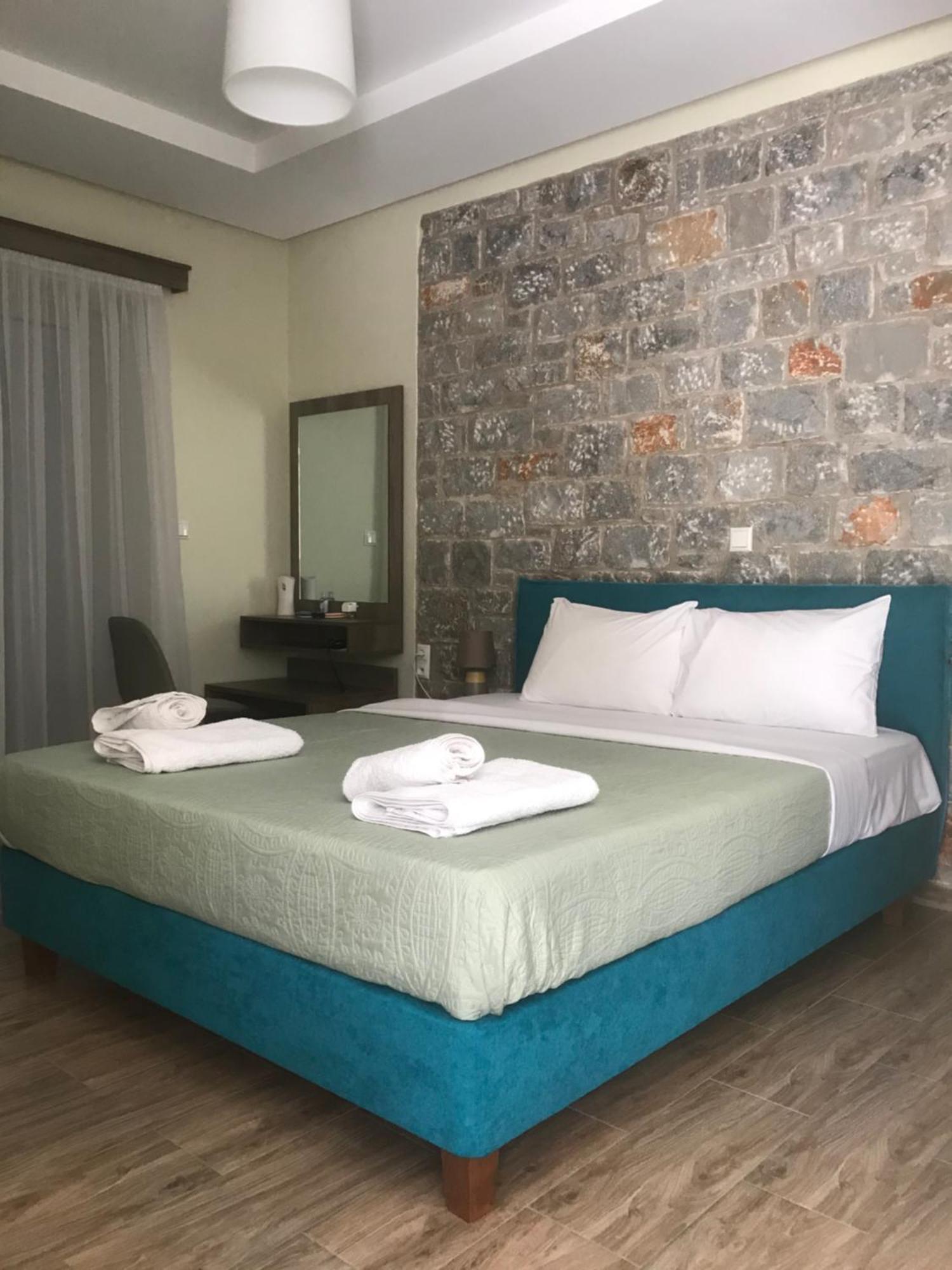 Verga'S Apartments Каламата Екстер'єр фото