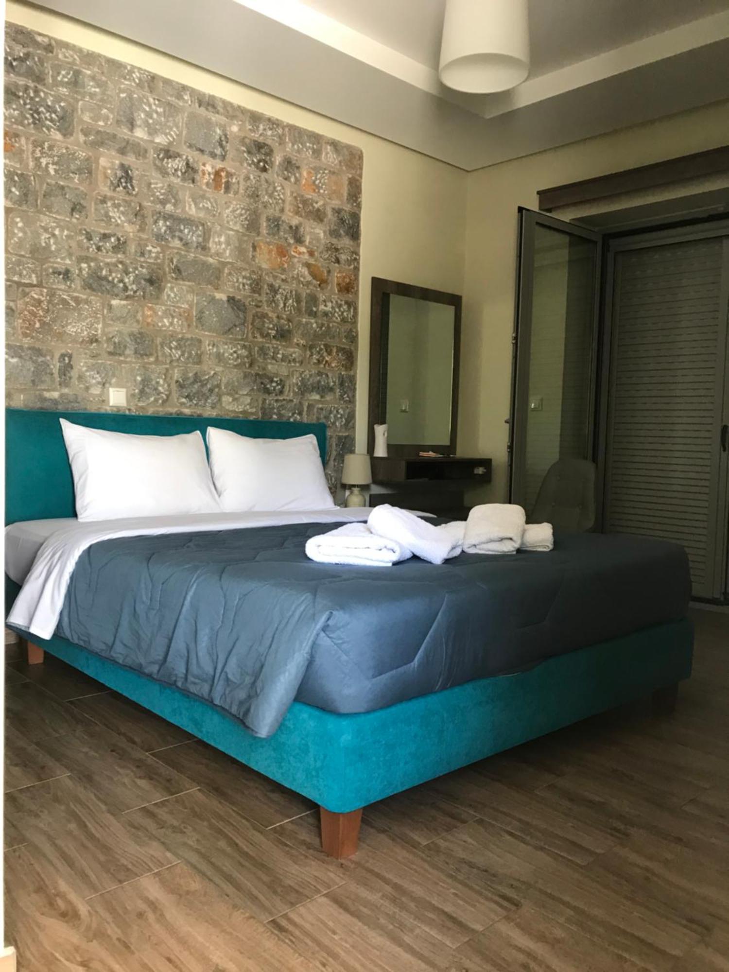 Verga'S Apartments Каламата Екстер'єр фото