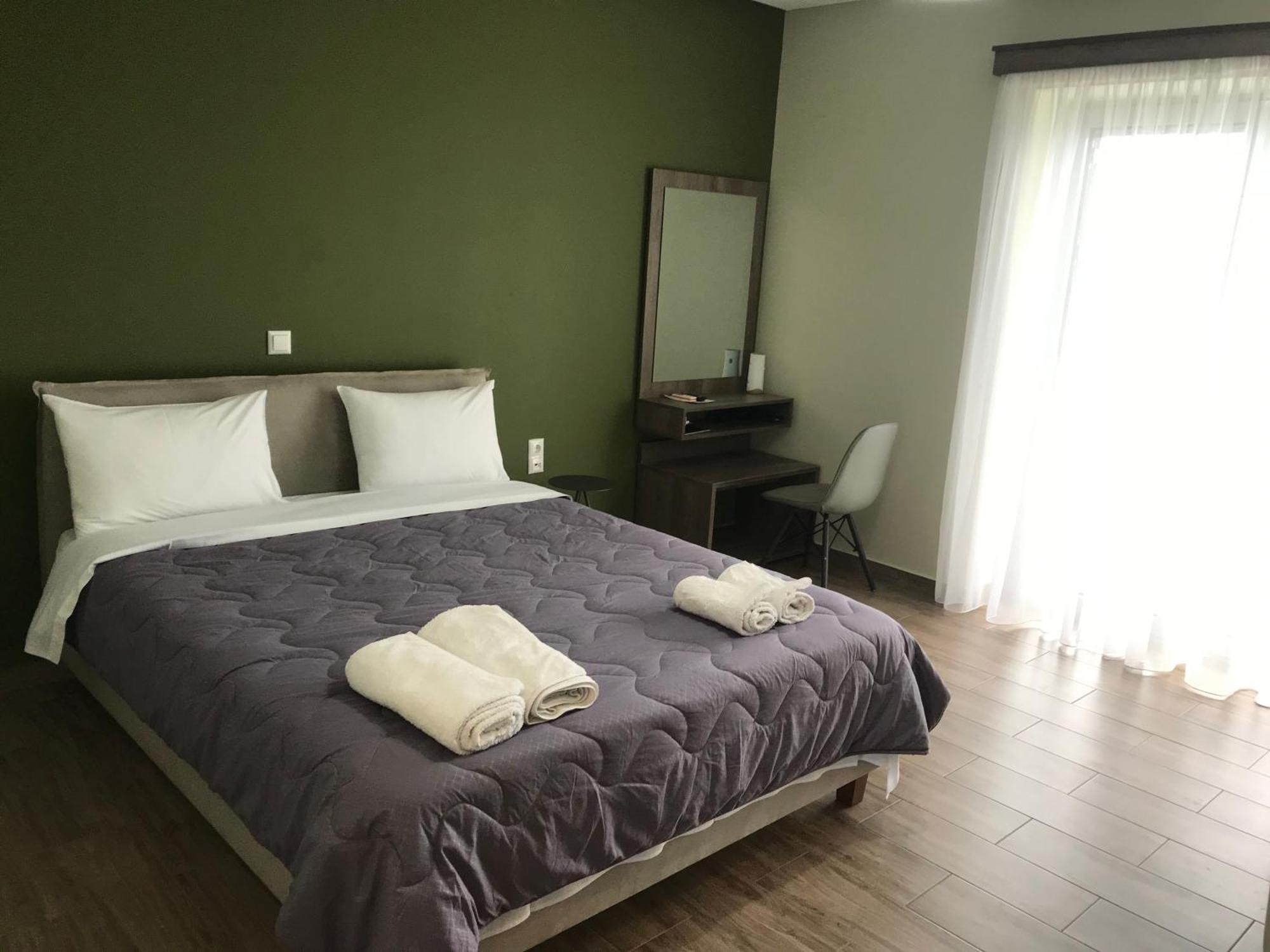 Verga'S Apartments Каламата Екстер'єр фото