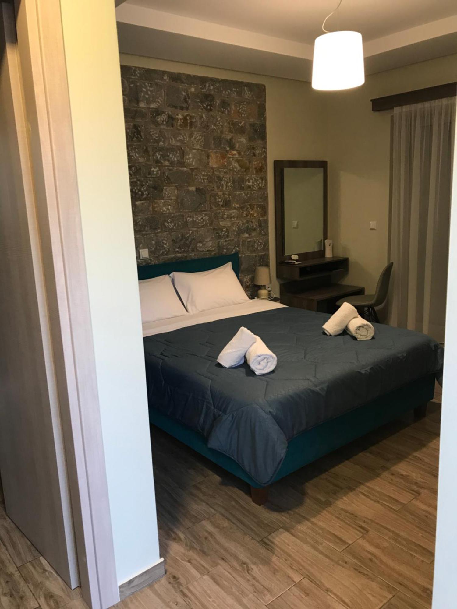 Verga'S Apartments Каламата Екстер'єр фото